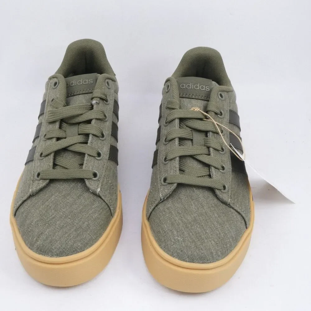 Adidas Daily 4.0 Unisex Women’s US 5 / Men's US 4 Skateboarding Shoe Green NWOB